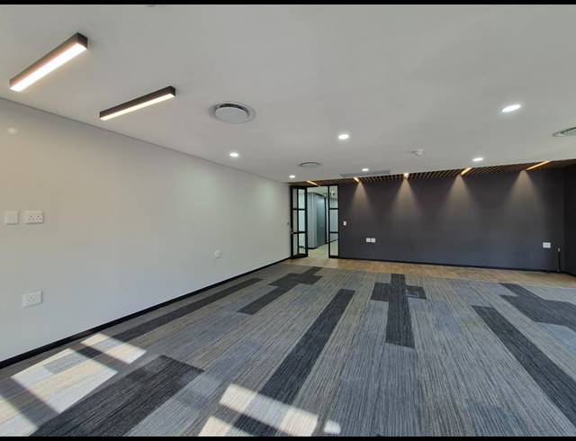 727M² OFFICE TO LET IN MELROSE ESTATE